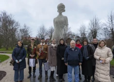 FOTO: Ķemeros atklāj jaunu vides objektu “Ķemeru Anniņa”