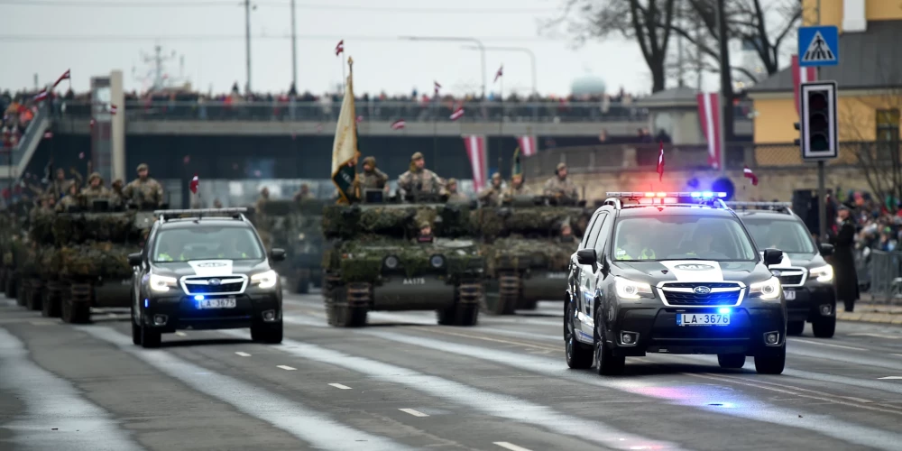 Latvijas un sabiedroto bruņoto spēku militārajā parādē  piedalīsies Ukrainas karoga grupa 