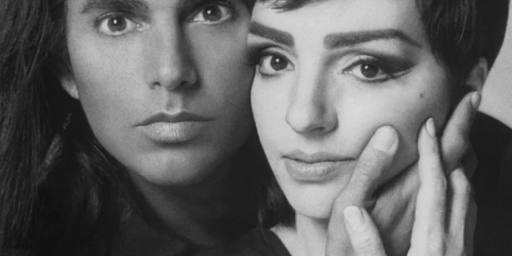 Қызды жүз сиқыр жейді Жетілген әйелдер үлкен жопа онлайн порно