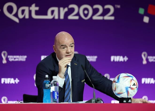 FIFA prezidents nosoda Pasaules kausam veltīto kritiku