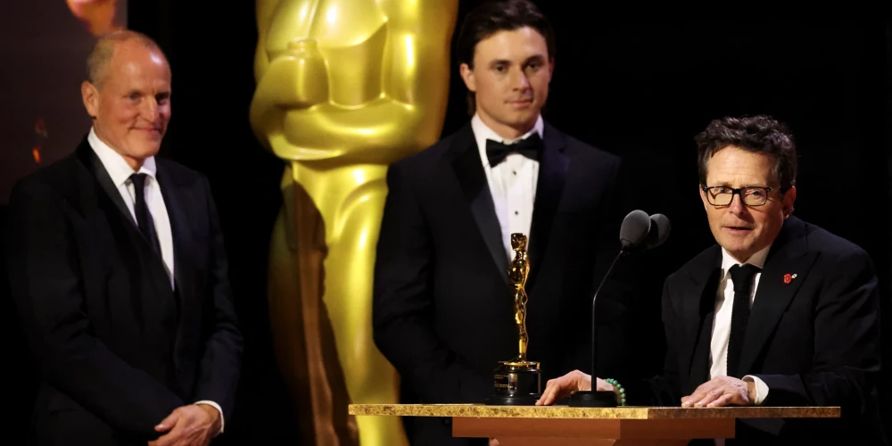 За вклад в борьбу с болезнью Паркинсона: актер Майкл Джей Фокс получил специальную премию Американской киноакадемии
