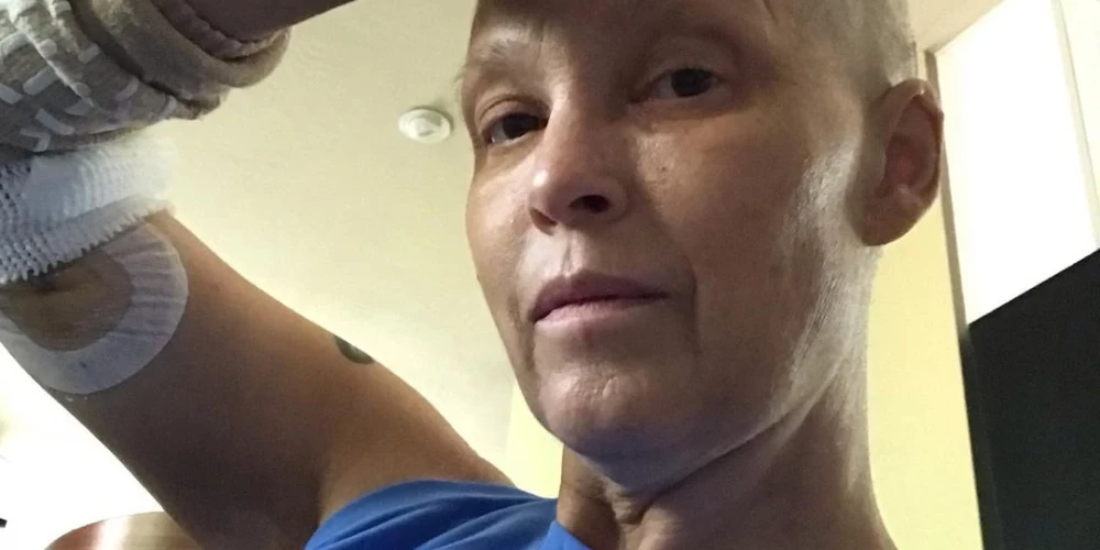 47-летняя звезда сериала "Сверхъестественное" скончалась от рака, который она приняла за Covid-19