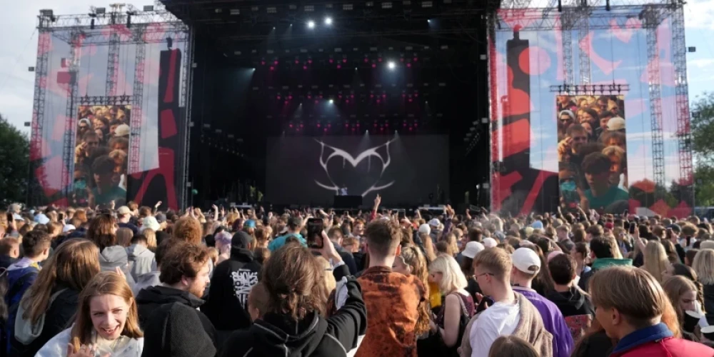 Фестиваль Positivus на Луцавсале (Фото: LETA)