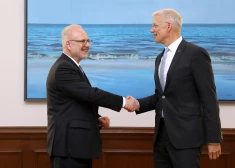 Эгил Левитс и Кришьянис Кариньш