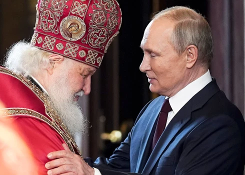 Krievijas Pareizticīgās baznīcas patriarhs Kirils sacījis, ka pats Dievs ir iecēlis Putinu pie varas, lai viņš uzņemtos atbildību par valsti un viņam uzticēto cilvēku likteņiem.