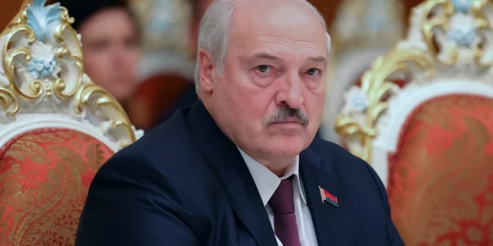 "Tālāk pilnīga iznīcība" - Lukašenko žēli aicina Ukrainu uz sarunām