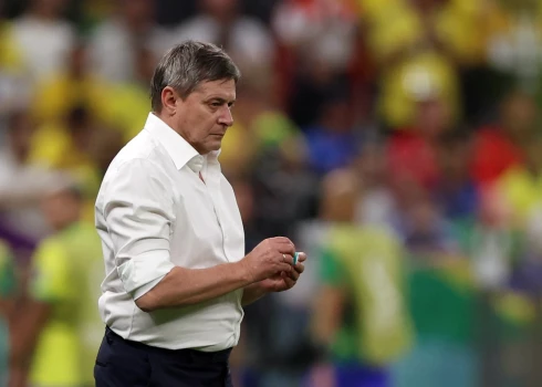 Serbijas izlases treneris Stojkovičs blāvajā sniegumā pret Brazīliju vaino savainojumus