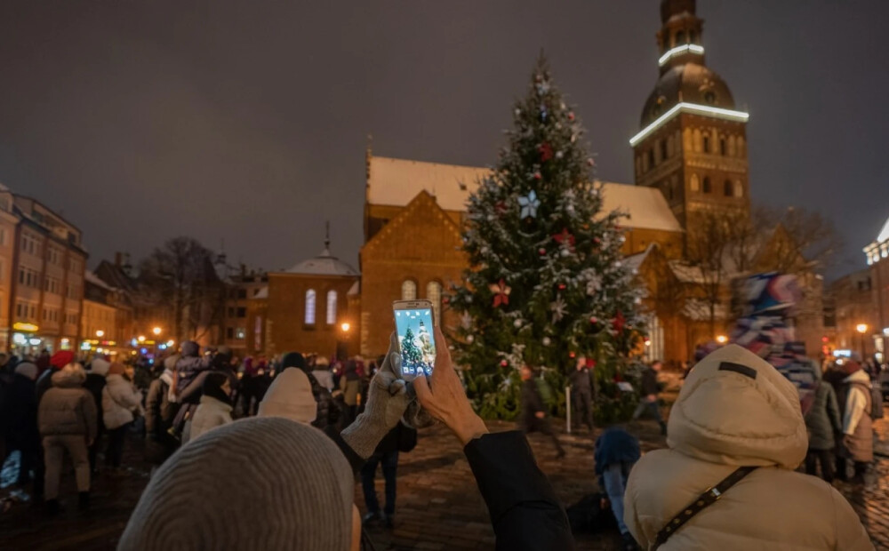 Svētdien Doma laukumā iedegs Rīgas Ziemassvētku egli