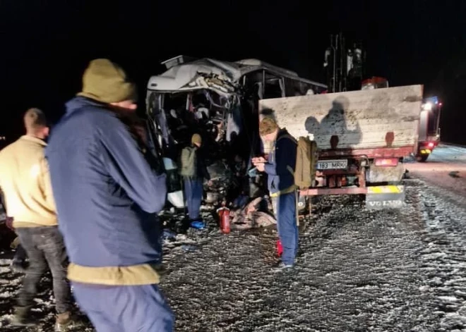 Подробности тяжелого ДТП в Айнажи: аварию потерпел автобус эстонской компании MK Autobus