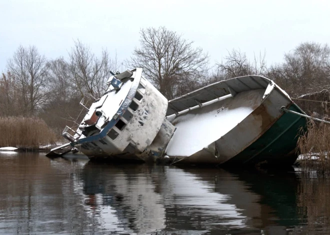 Жители Болдераи бьют тревогу из-за заброшенного тонущего корабля