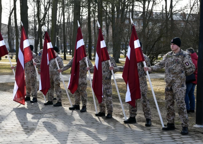 Jaunsardze atzīmē 30. gadadienu 