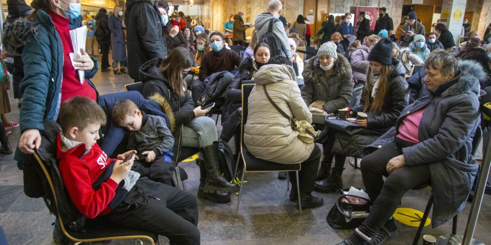 Сколько Латвия планирует потратить в 2023 году на поддержку 40 000 украинских беженцев?