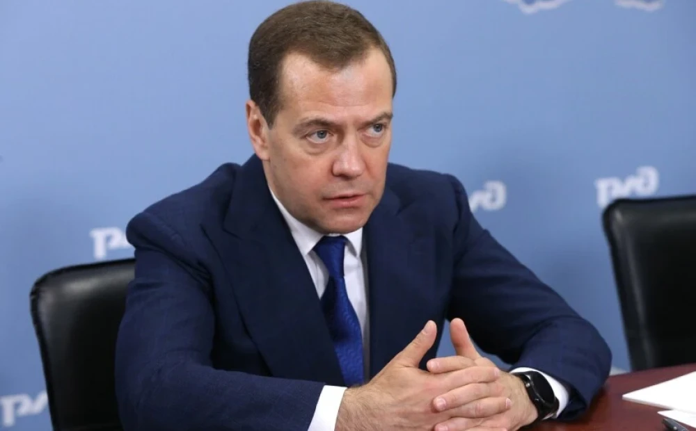 “Nativi e impotenti atlantici”: Medvedev è profondamente irritato per quanto detto dal leader Nato