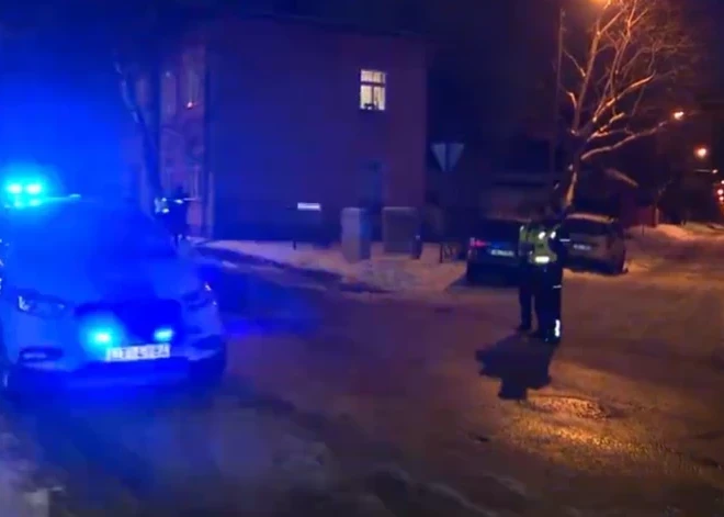 Обвал крыши дома в Болдерае: еще полтысячи зданий в Риге могут иметь ту же проблему
