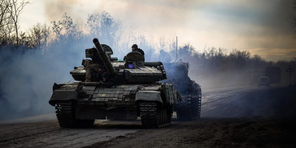 Kijiva: krievi atvelk karaspēku no pilsētām iepretim Hersonai
