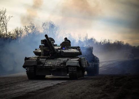 Kijiva: krievi atvelk karaspēku no pilsētām iepretim Hersonai