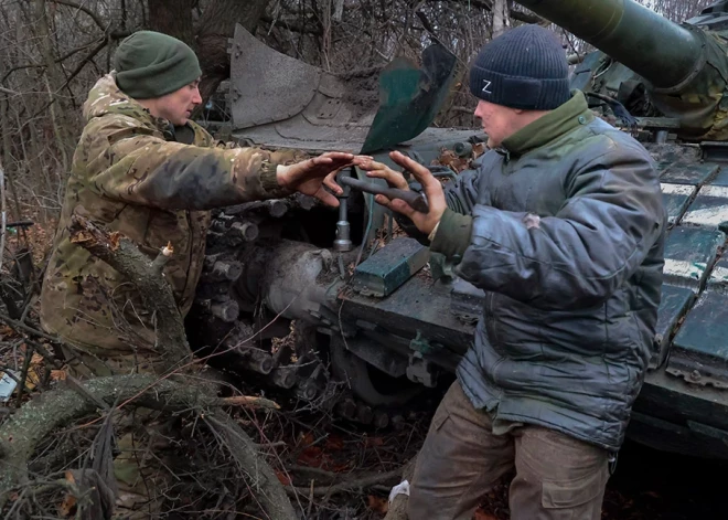 Britu izlūkdienesti nosauc iemeslu, kāpēc Krievijas armija nespēj veikt ofensīvu