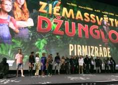 Filmas "Ziemassvētki džungļos" pirmizrāde. 