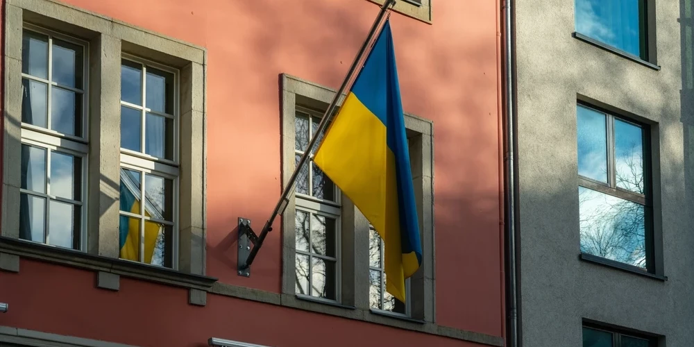 За последние дни угрозы получили украинские послы в 12 странах