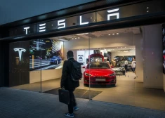 Производство Tesla сократится до 20%