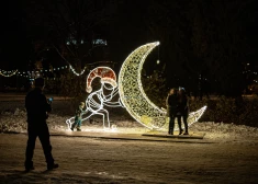 FOTO: pasakainās ziemas brīnumu noskaņās šogad izrotāts Vērmanes dārzs