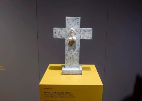 Не всем в Даугавпилсе пришлась по душе экспозиция. (Фото: пресс-фото)