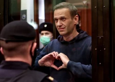 Навальный из тюрьмы поддержал телеканал "Дождь"