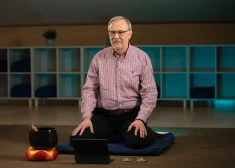 Fizikas profesors Mārcis Auziņš katru dienu sāk ar pusstundu meditācijas
