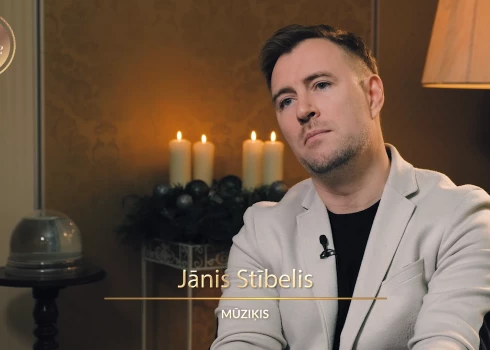 VIDEO: Kā Jānis Stībelis salauza ragavas Ziemassvētkos!