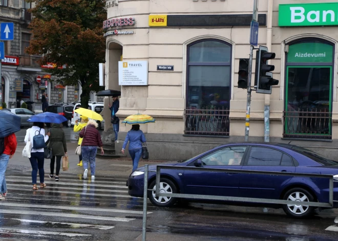 В Риге в ДТП на пешеходных переходах чаще всего страдают дети