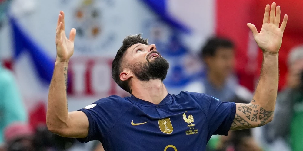 Francijas futbolisti uzvar Angliju un nodrošina vietu Pasaules kausa pusfinālā