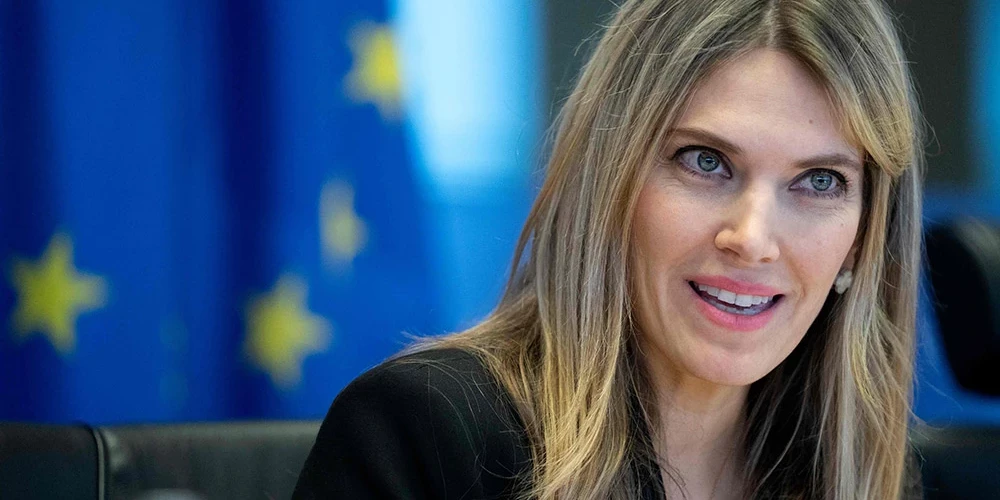 Korupcijas lietā iesaistītā Eiropas Parlamenta deputāte sociāliste Eva Kaili.
