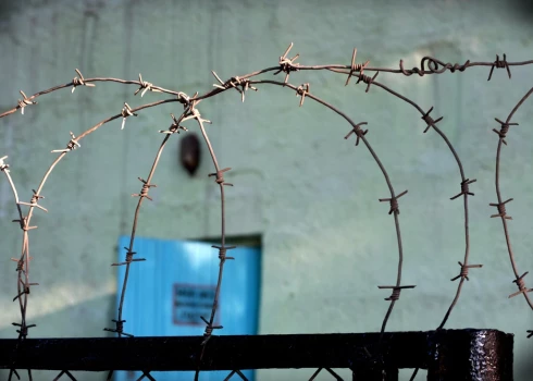 Gulagu.net опубликовал фото и видео пыток заключенных калужской колонии, сопротивлявшихся вербовке на войну