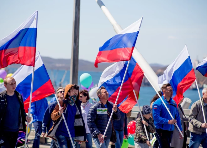 Бред величия: почему россияне под разговоры о силе империи готовы жить при тоталитаризме? Объясняет политический аналитик Сергей Шелин