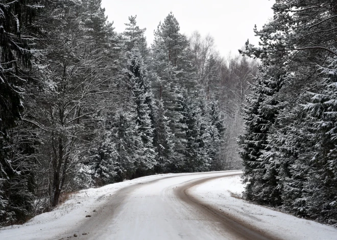 Īpaši apgrūtināta braukšana ir uz Liepājas šosejas