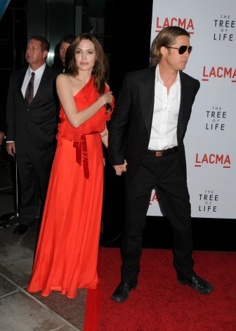 Джоли была недовольна Брэдом Питтом, который, несмотря ни на что, продолжил сотрудничество с продюсером