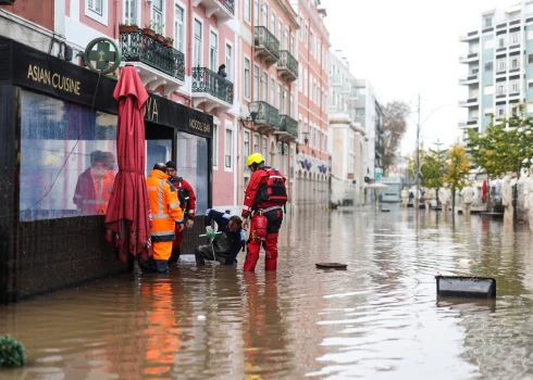 Лиссабон под водой: Португалия пострадала от наводнения после проливных дождей