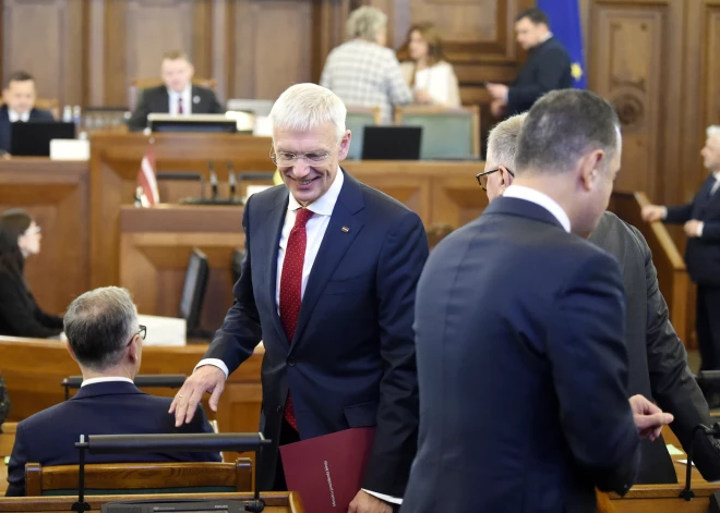 Saeima apstiprina otro Kariņa vadīto valdību