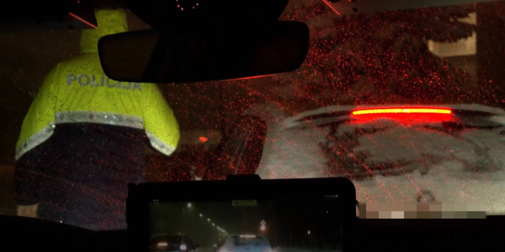 Полицейский рейд: водителей наказывают за опасные зимние "забавы" на дорогах