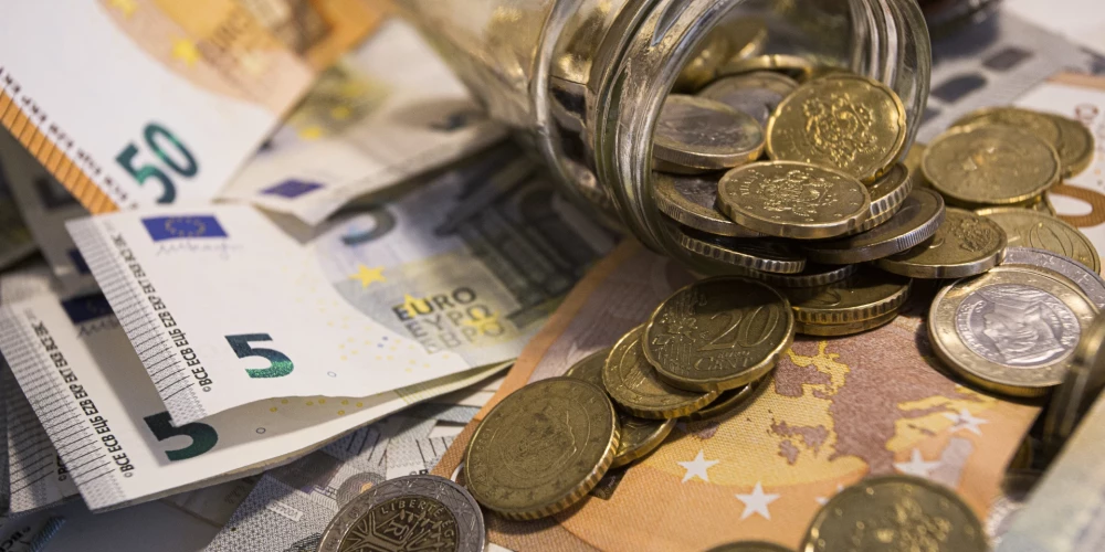 Latvijas bankas deviņos mēnešos nopelnījušas gandrīz 217 miljonus eiro