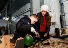FOTO: Ar emocionālu Katrīnas Gupalo koncertu atklāta labdarības akcija "Ziemassvētku ekspresis: Latvija-Ukraina"