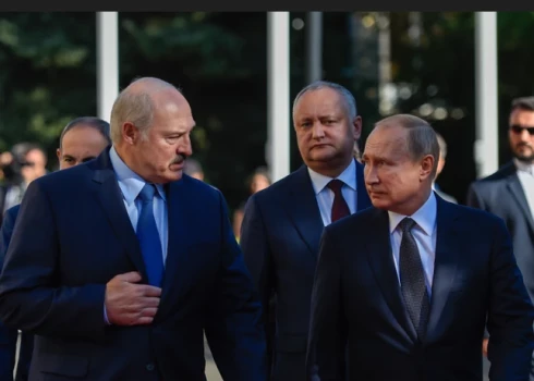 Втягивает Лукашенко в войну? Путин посетит Беларусь впервые с 2019 года