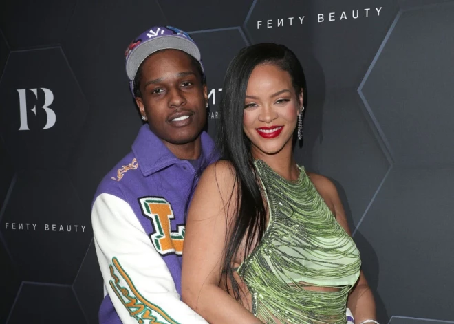 "Такой забавный и толстенький": в Сети появились первые фото сына Рианны и A$AP Rocky