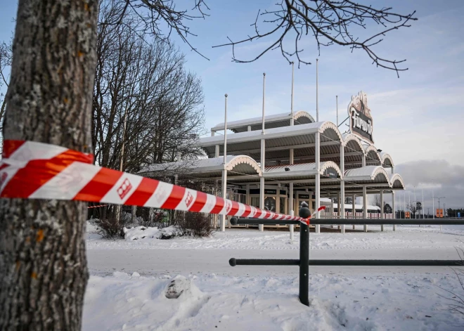 Zviedrijas zoodārzā nošauj šimpanzes, kuras izbēg no būra 