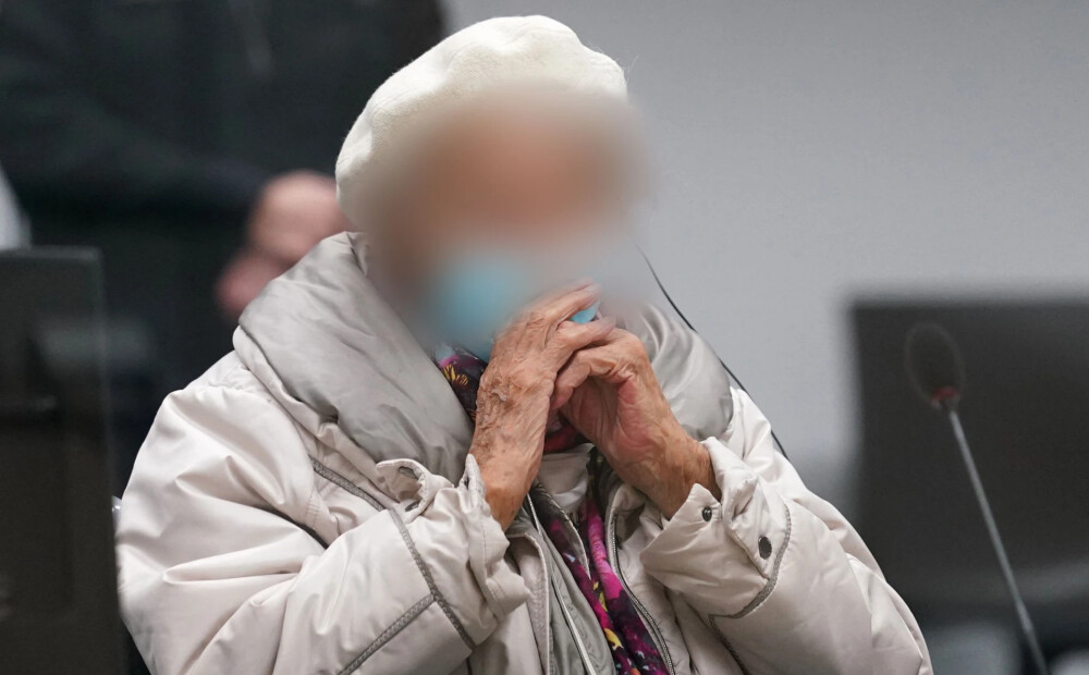 97 gadus vecu nacistu sekretāri atzīst par vainīgu 11 000 ebreju slepkavībās 