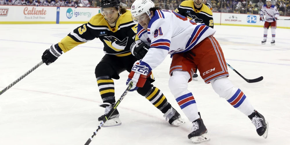 Pārtrūkst Bļugera un "Penguins" uzvaru sērija; Šilovs atgriežas AHL ar panākumu