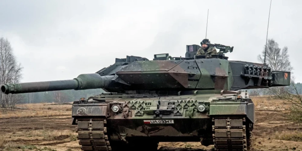 Leopard-2 tanks.