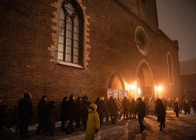 Rīgas Doma baznīcā sirsnīgām emocijām pilnā atmosfērā notikuši koncerti “Ziemassvētku prelūdija”.