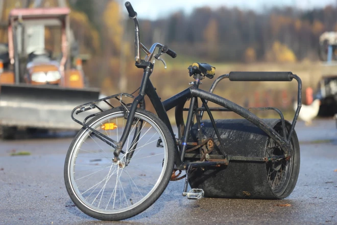 Drifta velosipēds Aizmugurējā riteņa vietā uzstādītā muca domāta driftēšanai. Notiek tas tā – sagriez maksimāli stūri un min pedāļus, tad arī sāksies sānslīde.