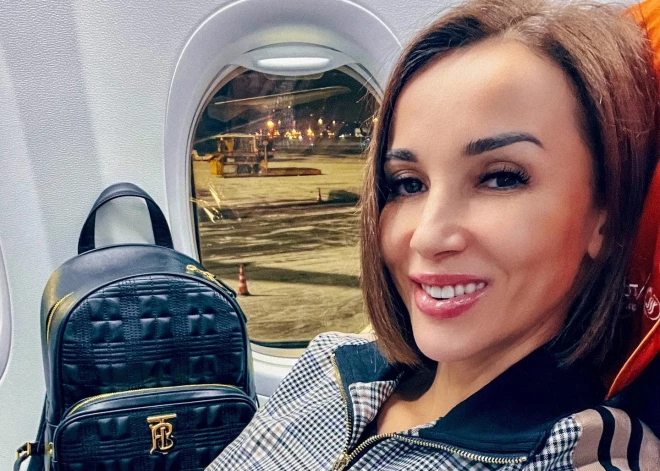 Анфиса Чехова встретила 45-летие на Багамах в компании свиней